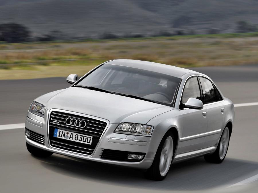  Audi A8 4.2 TDI Quattro (D3) 2008 года  (фото 9 из 17)